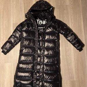 TNA Superpuff Long - gloss black